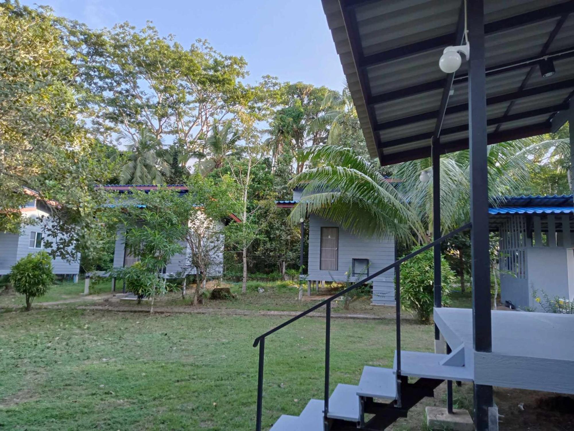 Family Resort Koh Phayam Exterior foto